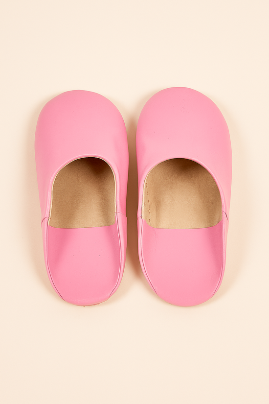 Moroccan Leather Slippers for Women and Men | Handmade Babouche Shoes | Natural Dyed Leather | Unisex Indoor Shoes | Handcrafted Slip-On Shoes.