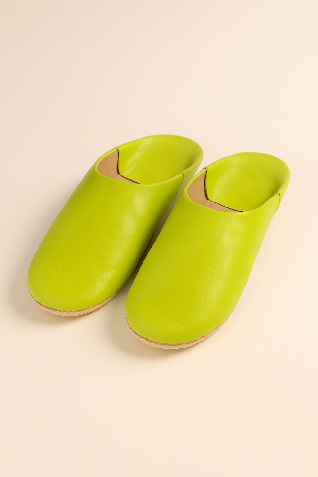 Moroccan Soft Leather Slippers | Unisex Babouche | Handmade Shoes | Natural Dye | Artisanal Shoes.
