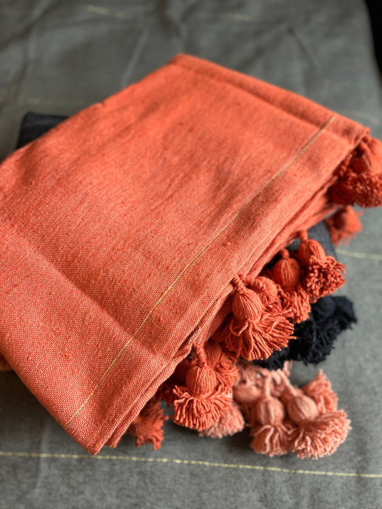 Handwoven Moroccan Tasseled Blanket — Cozy Artisan Throw