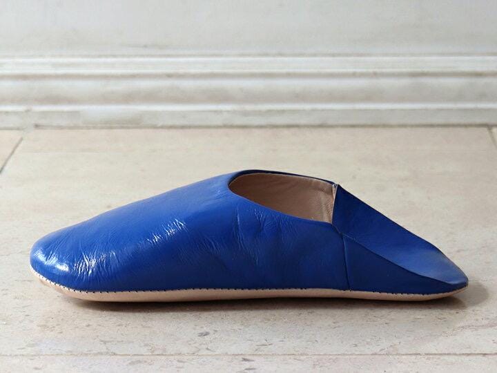 Comfortable Moroccan Leather Slippers | Handmade Babouche for Women and Men | Easy-to-put-on House Shoes.